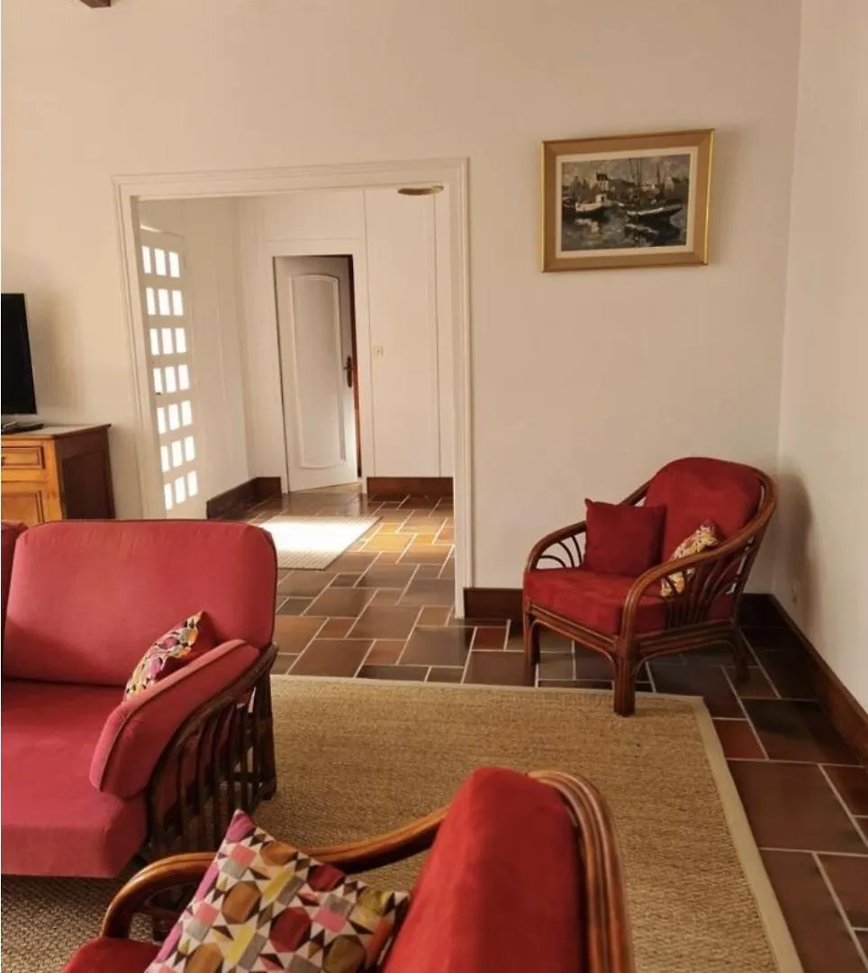 Villa Sur La Corniche Vue Mer كونكارنو